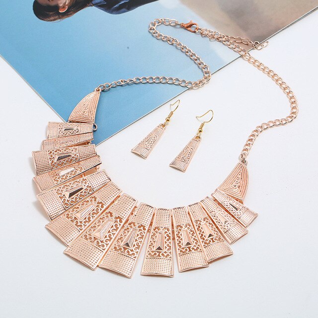 LZHLQ 2020 Fashion Women Vintage Multilayer Hollow Necklace Resin Bead Necklace Earrings Chain Plated Jewelry Sets Accessories