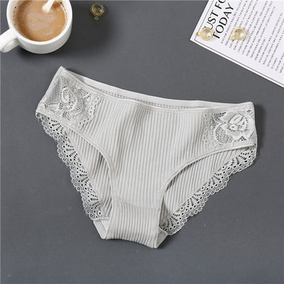 Cotton Panties Women Lace Briefs Soft Female Underwears Sexy Low-Rise Underpants Comfortable Lady Lingerie Big Size Panty M-2XL