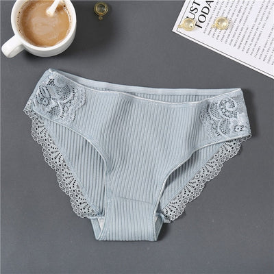 Cotton Panties Women Lace Briefs Soft Female Underwears Sexy Low-Rise Underpants Comfortable Lady Lingerie Big Size Panty M-2XL