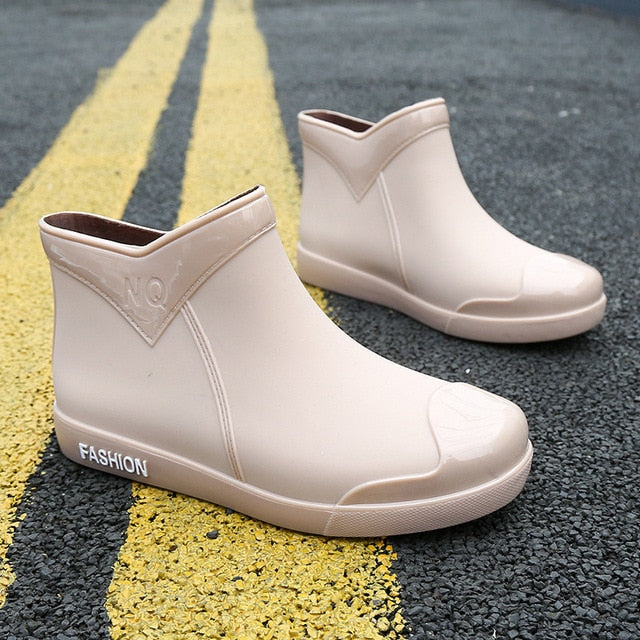 SWYIVY Rubber Shoes Women Waterproof Rain Boots Ankle Shoes 2020 New Autumn New Female Water Shoes Rainboots Ankle Boots Flats
